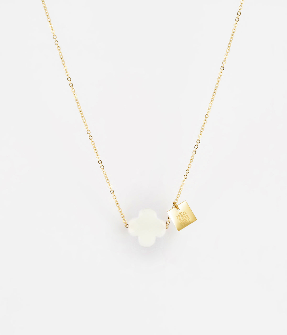 Collier Vega