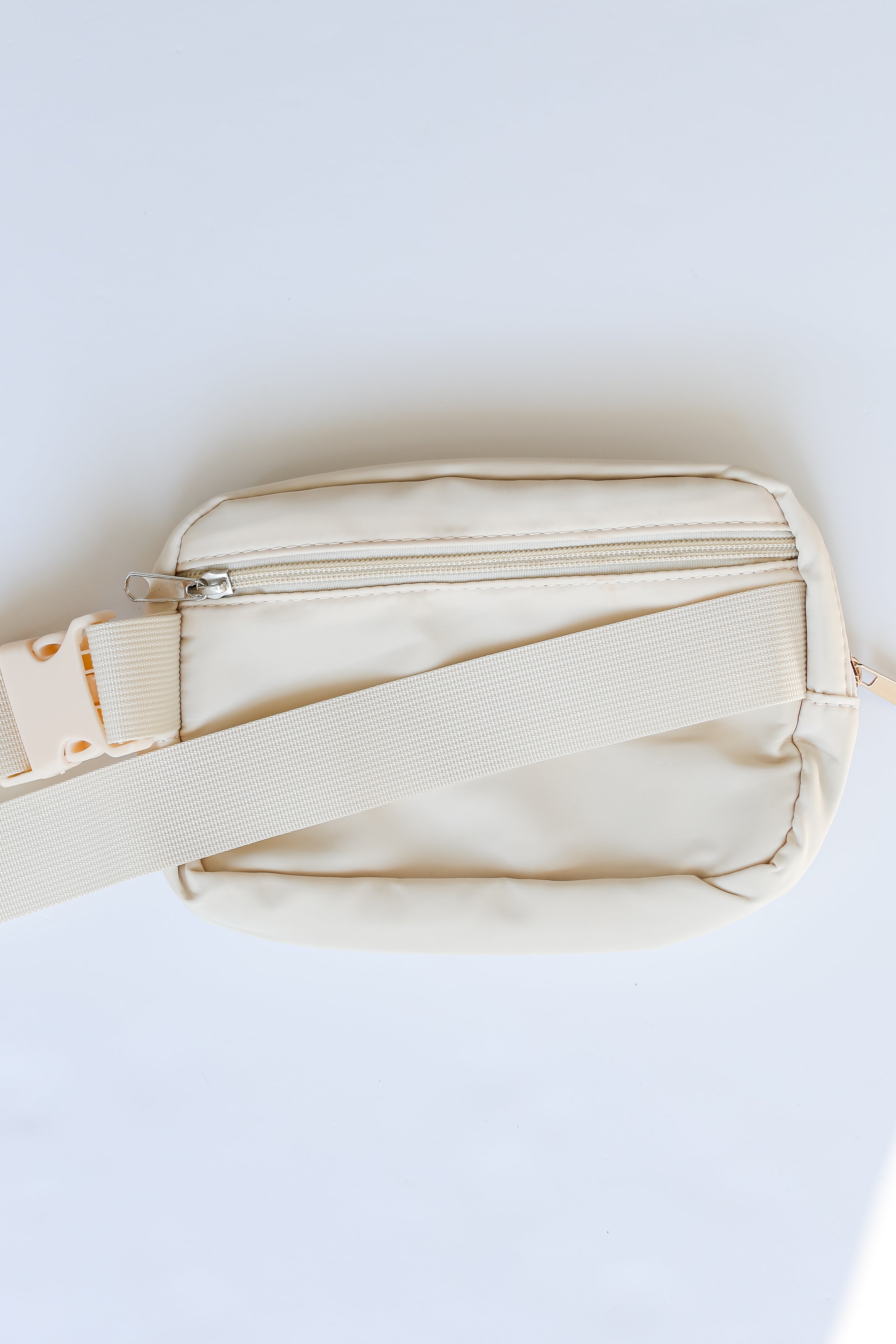 True Essential Belt Bag