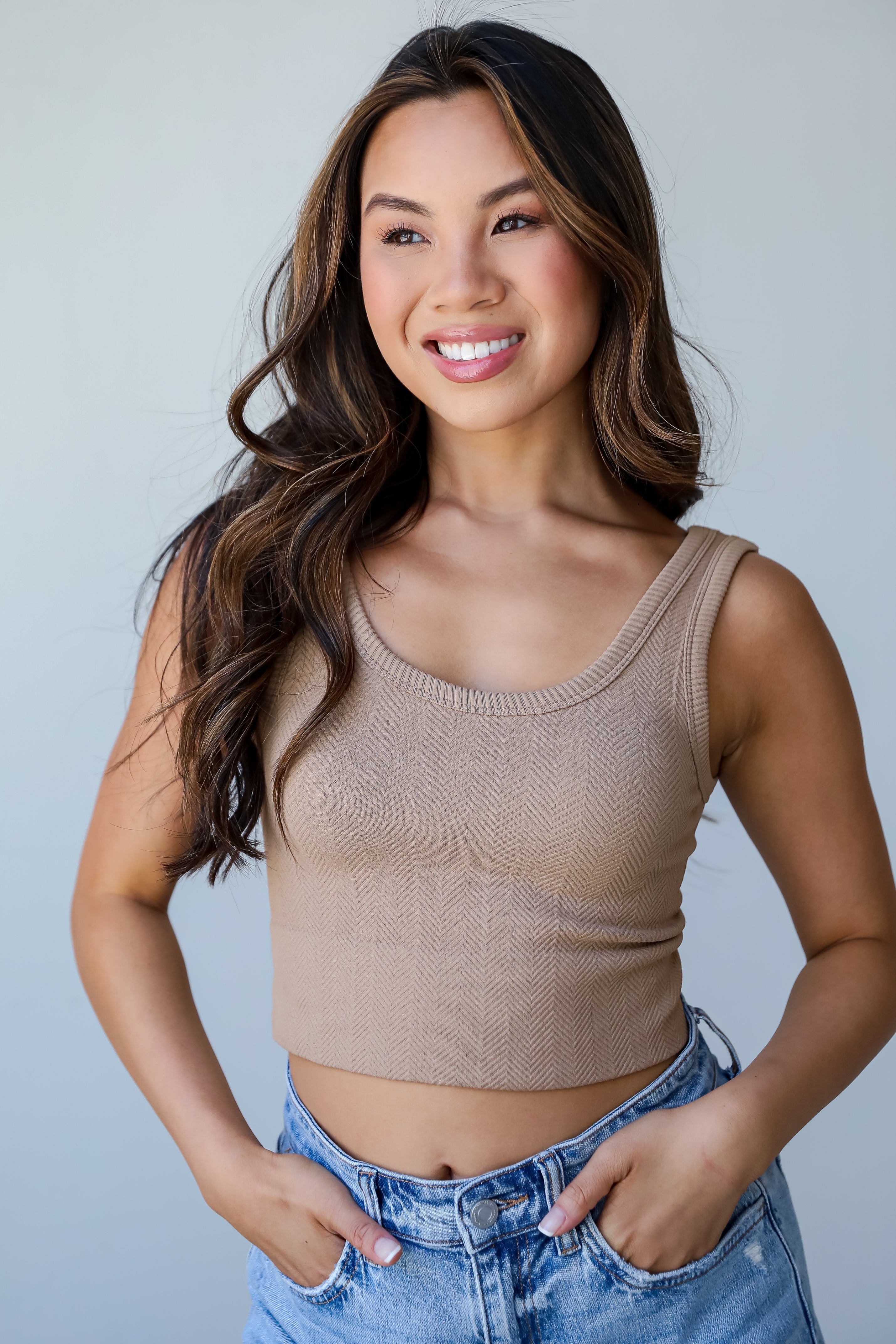 Get Set Seamless Cropped Tank - DU DEAL
